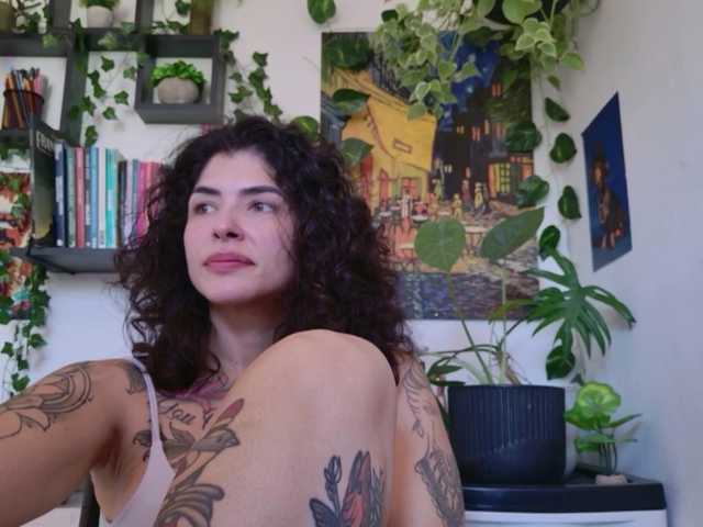 talimajesty live cam on BongaCams