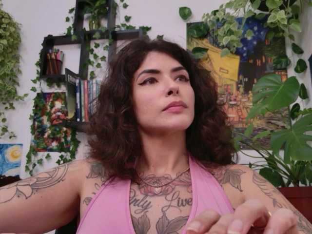 talimajesty live cam on BongaCams