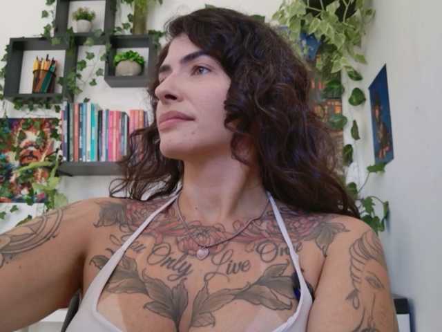 talimajesty live cam on BongaCams
