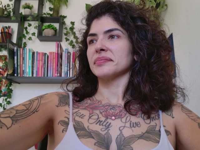 talimajesty live cam on BongaCams
