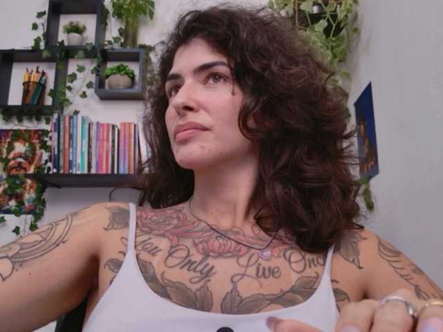 talimajesty live cam on BongaCams