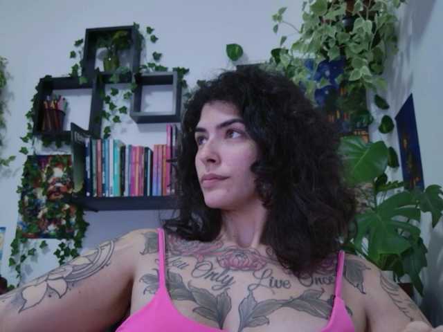 talimajesty live cam on BongaCams