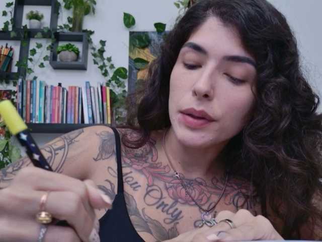 talimajesty live cam preview