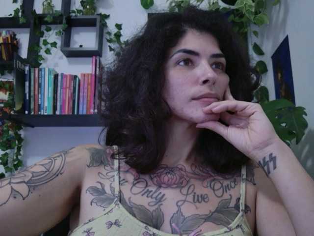 TaliMajesty webcam