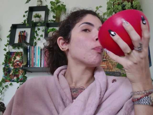 talimajesty live cam on BongaCams