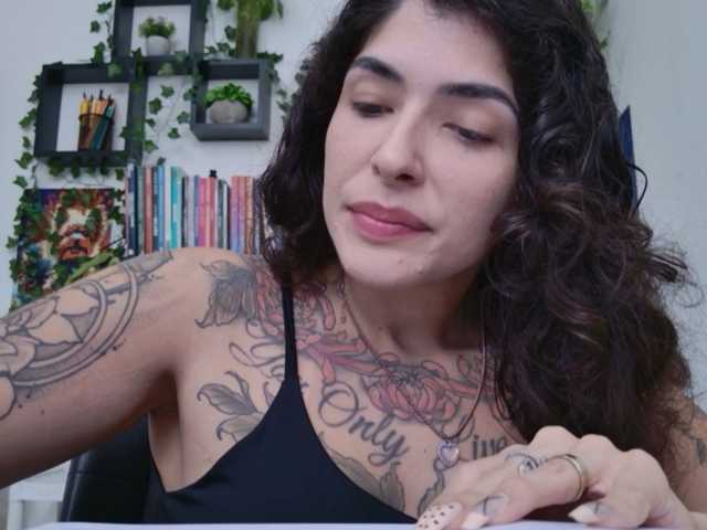 talimajesty live cam preview