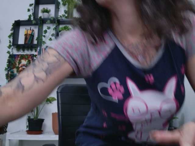 talimajesty live cam preview