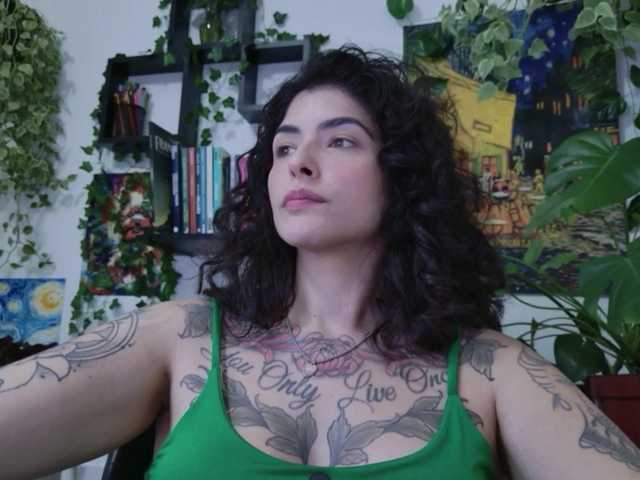 talimajesty live cam on BongaCams
