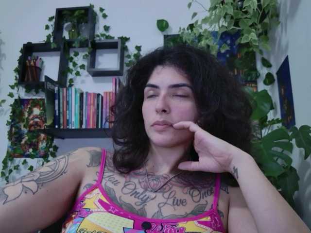 talimajesty live webcam show