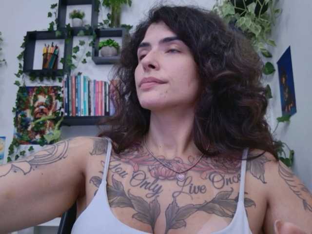 talimajesty live cam on BongaCams