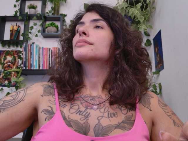 talimajesty live cam on BongaCams