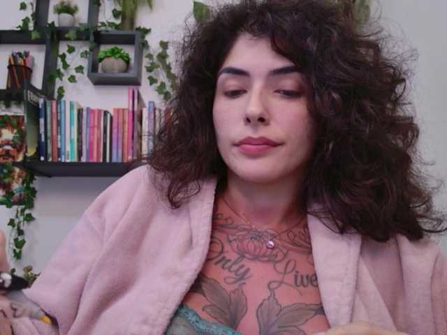 talimajesty live cam on BongaCams