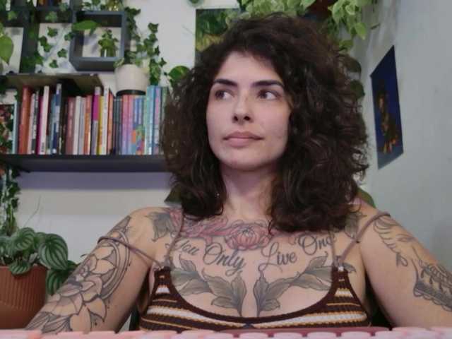 talimajesty live cam on BongaCams