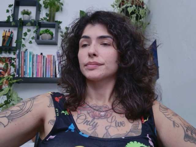 talimajesty live cam on BongaCams