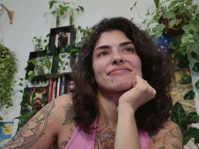 Modelo: TaliMajesty