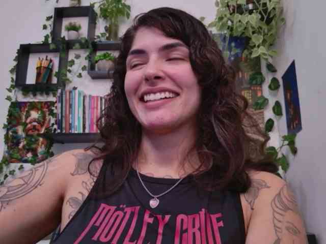 talimajesty webcam