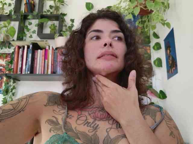 Modelo: TaliMajesty