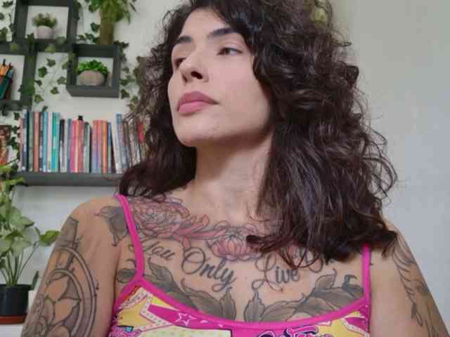 Modelo: TaliMajesty
