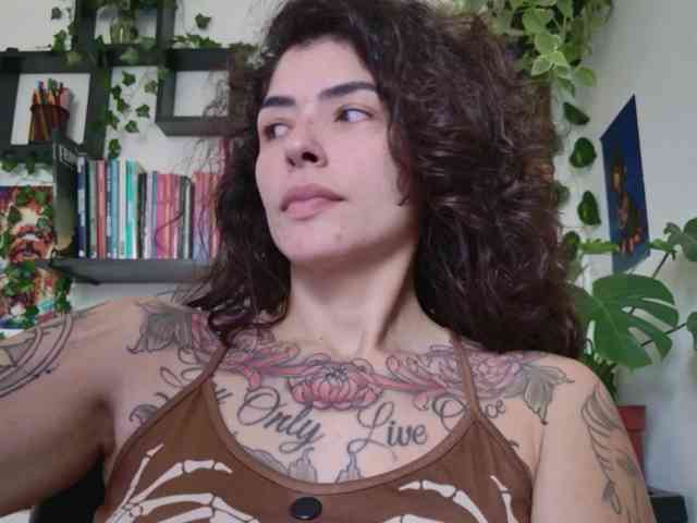 Modelo: TaliMajesty