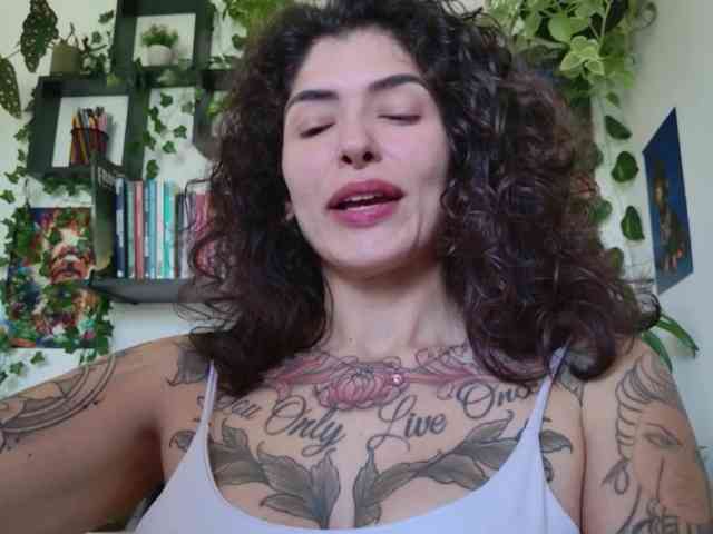 Modelo: TaliMajesty
