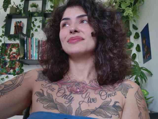 Modelo: TaliMajesty