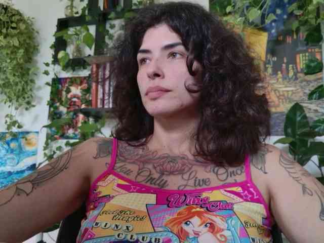 Modelo: TaliMajesty