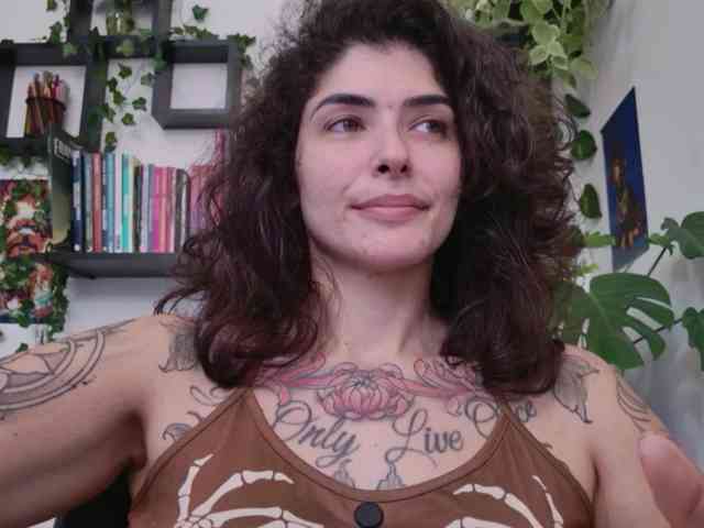 Modelo: TaliMajesty