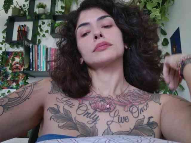 Modelo: TaliMajesty