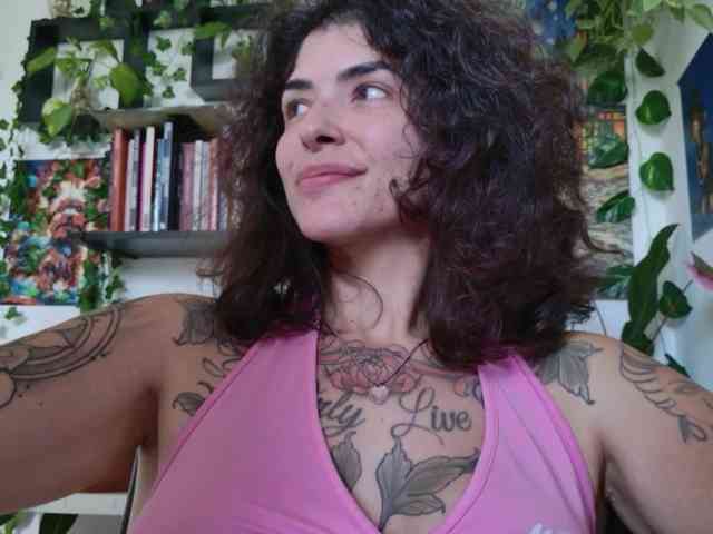 Modelo: TaliMajesty