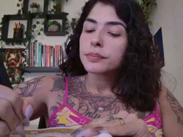 talimajesty webcam
