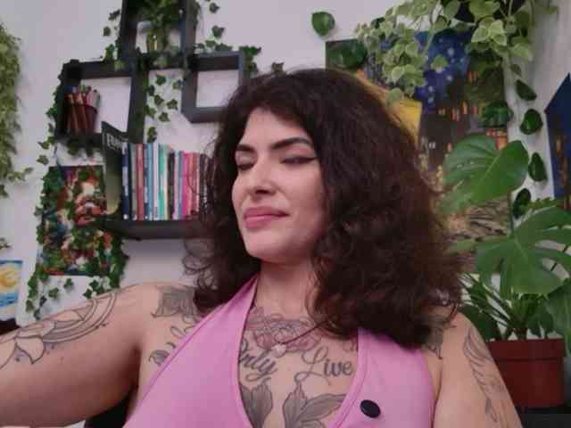talimajesty webcam