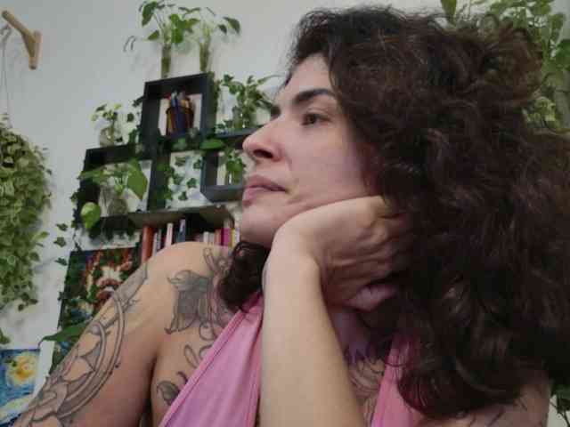 Modelo: TaliMajesty