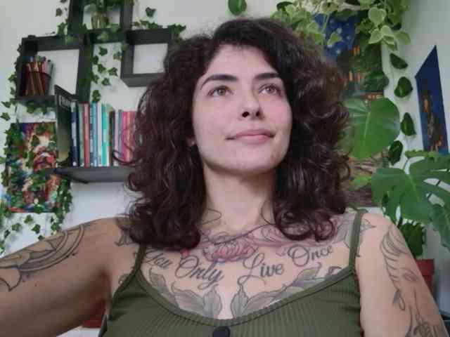 talimajesty webcam