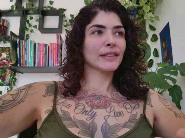 talimajesty webcam