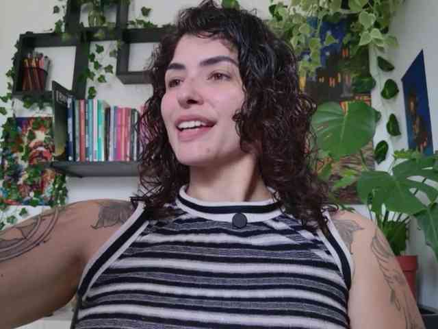 talimajesty webcam