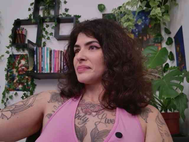 talimajesty webcam