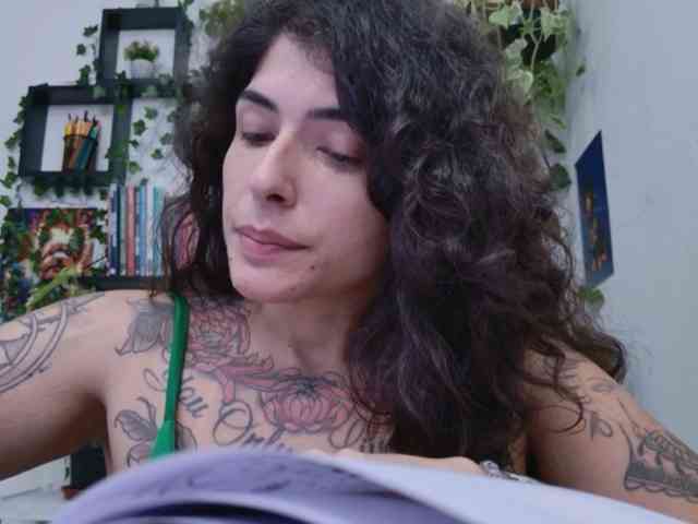 Modelo: TaliMajesty