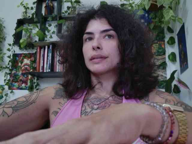 Modelo: TaliMajesty