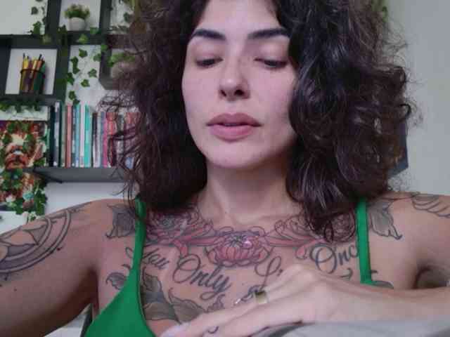 Modelo: TaliMajesty