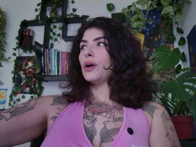 Modelo: TaliMajesty