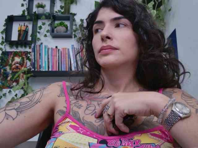 Modelo: TaliMajesty