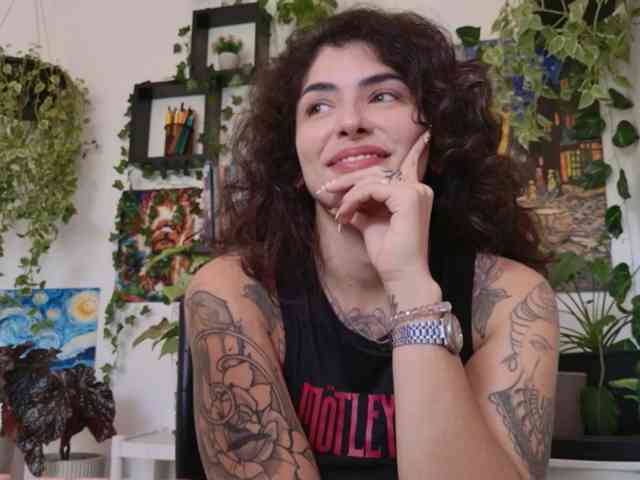 Modelo: TaliMajesty