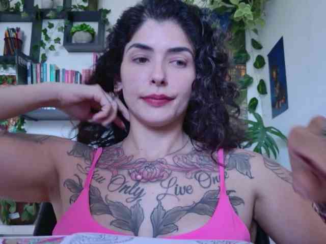 Modelo: TaliMajesty