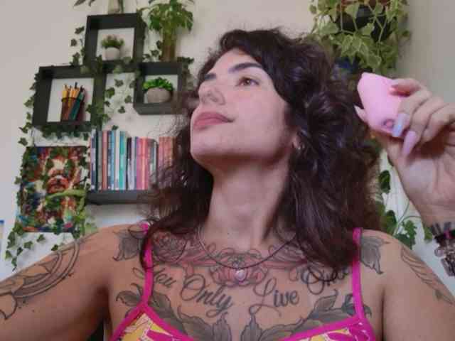 Modelo: TaliMajesty