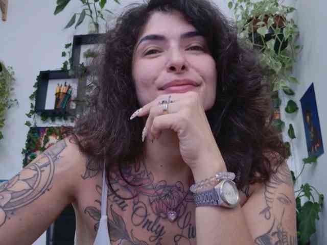 talimajesty webcam