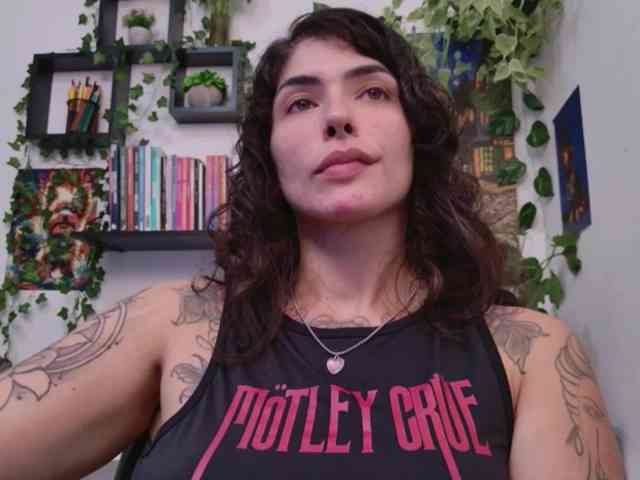 talimajesty webcam