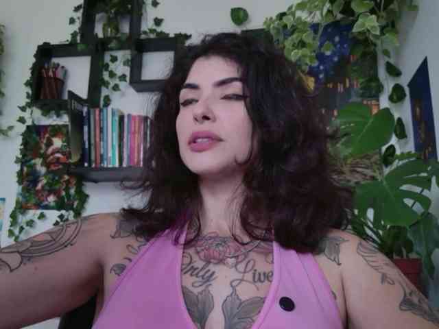 Modelo: TaliMajesty