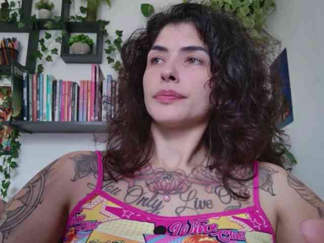 Modelo: TaliMajesty