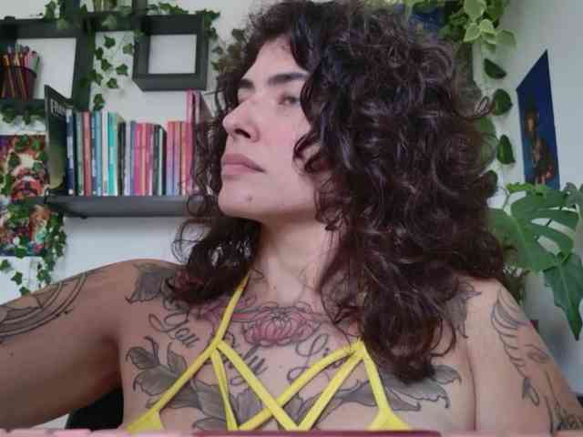 Modelo: TaliMajesty
