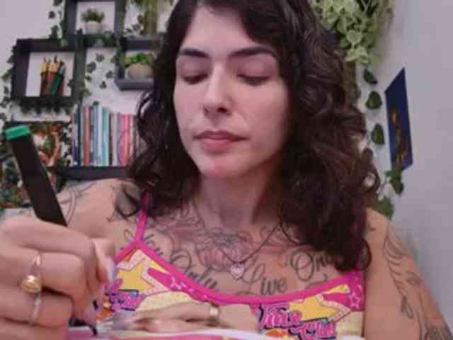talimajesty webcam